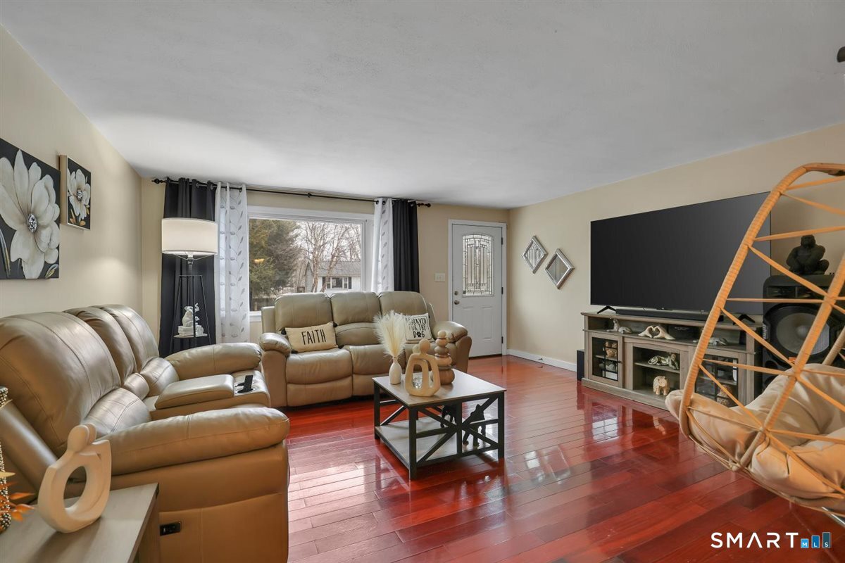 229 Woodhouse Avenue