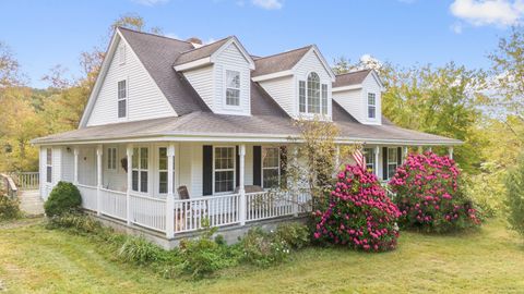 A home in Deep River