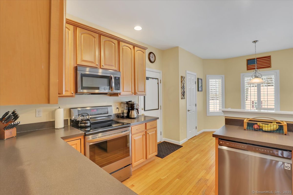 15 Szepanski Road, Windsor Locks, Connecticut image 7