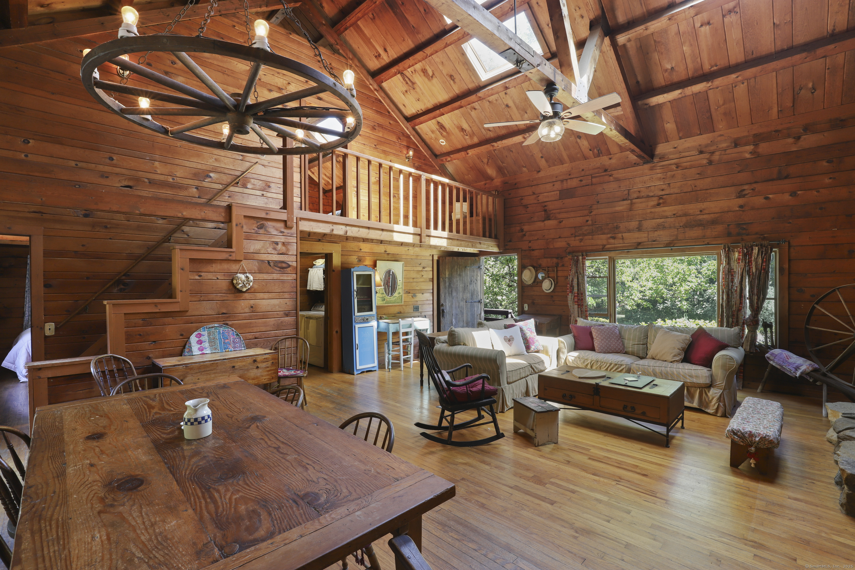 Redding, Connecticut 06896, United States, 5 Bedrooms Bedrooms, ,3 BathroomsBathrooms,Residential,Active,189158