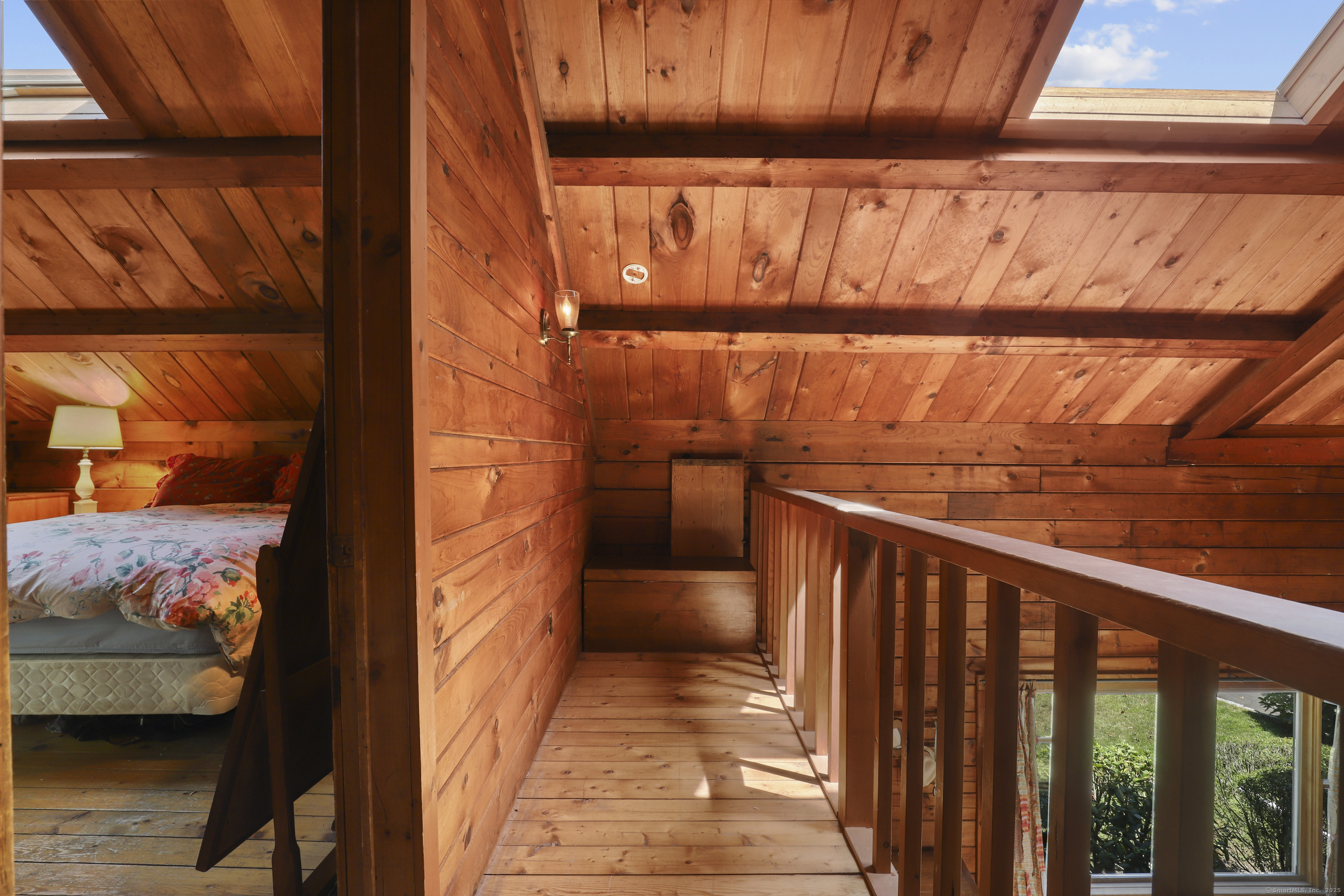 Redding, Connecticut 06896, United States, 5 Bedrooms Bedrooms, ,3 BathroomsBathrooms,Residential,Active,189158