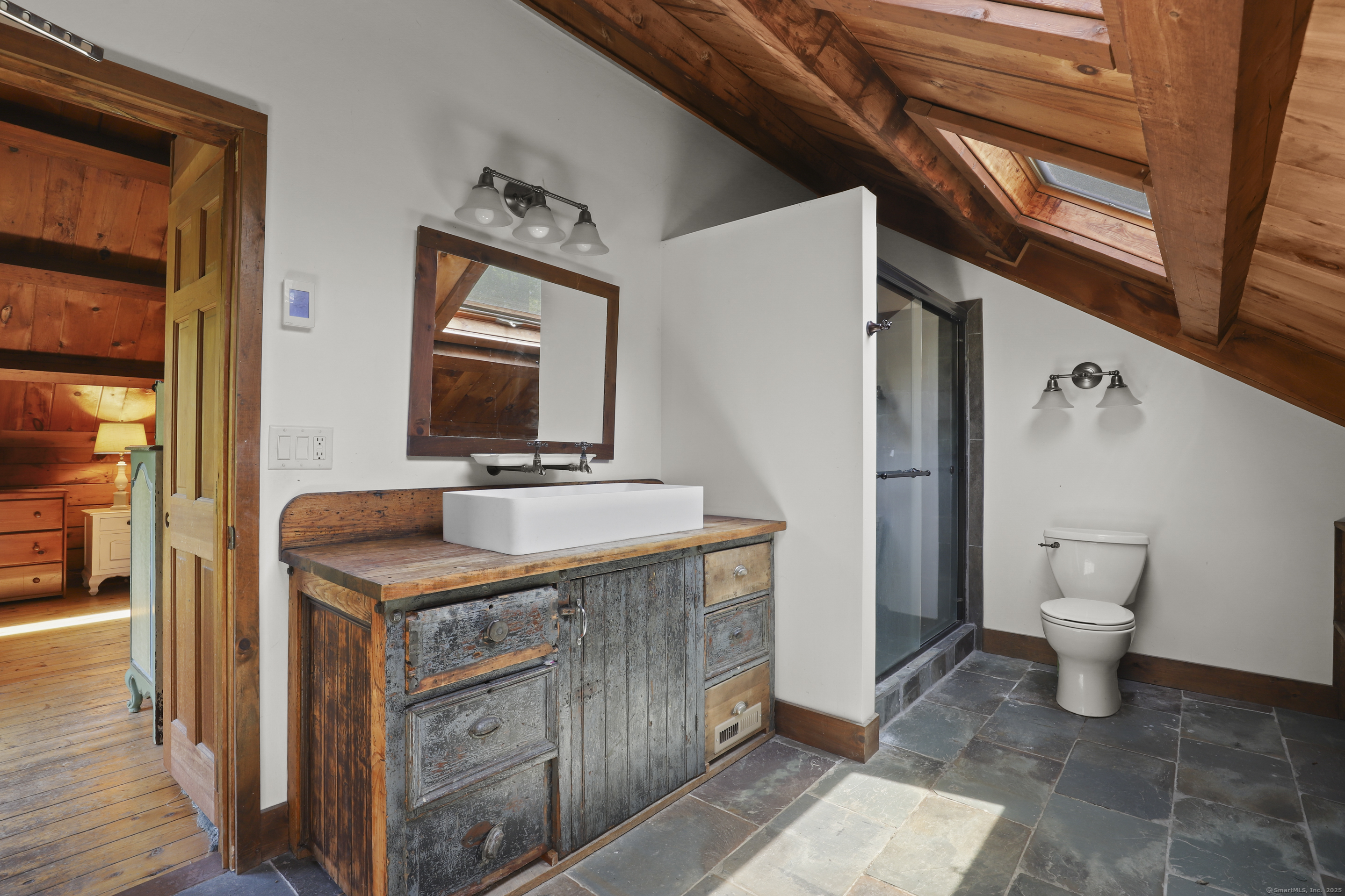 Redding, Connecticut 06896, United States, 5 Bedrooms Bedrooms, ,3 BathroomsBathrooms,Residential,Active,189158