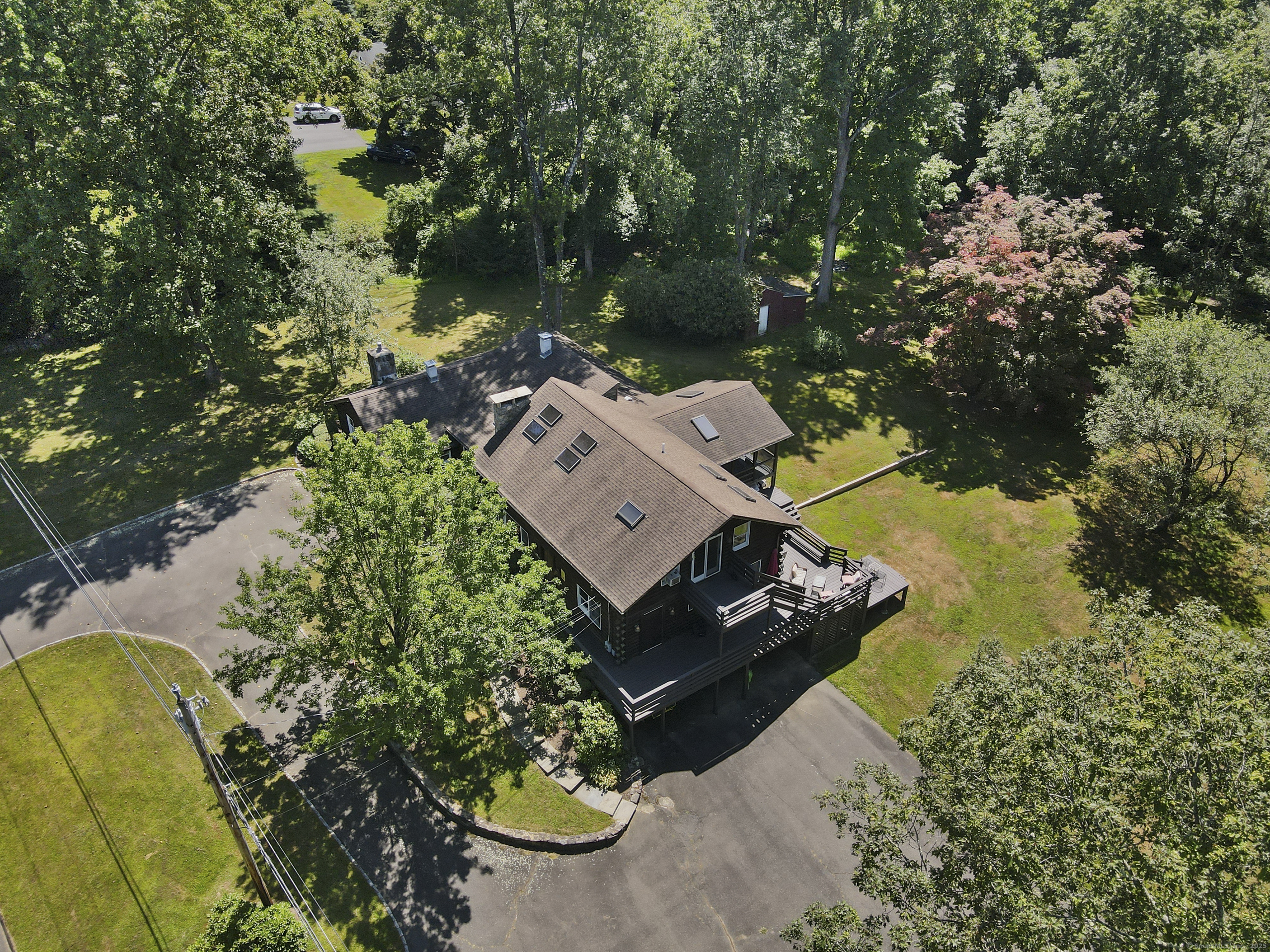 Redding, Connecticut 06896, United States, 5 Bedrooms Bedrooms, ,3 BathroomsBathrooms,Residential,Active,189158