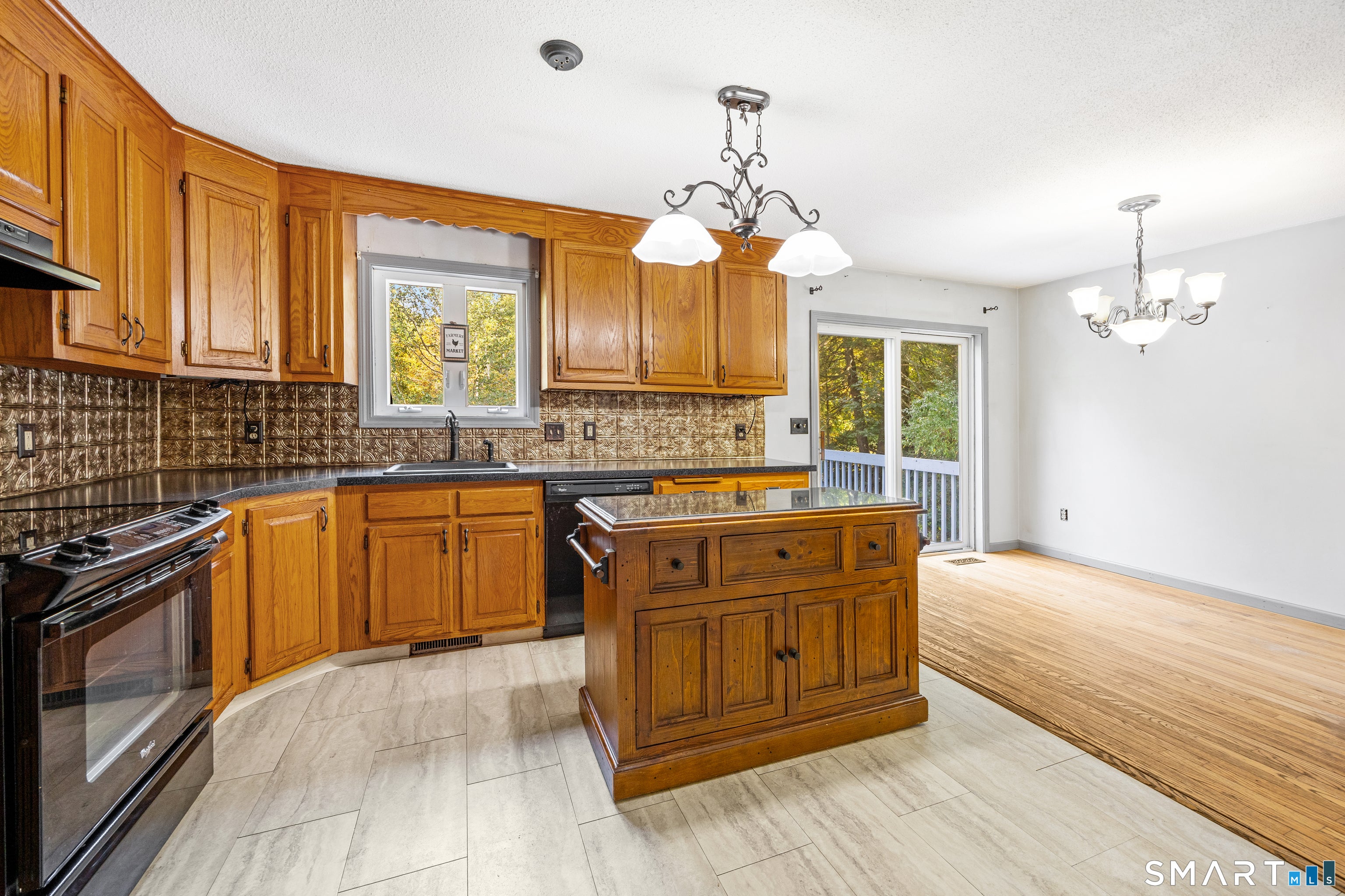 122 Maple Hill Road