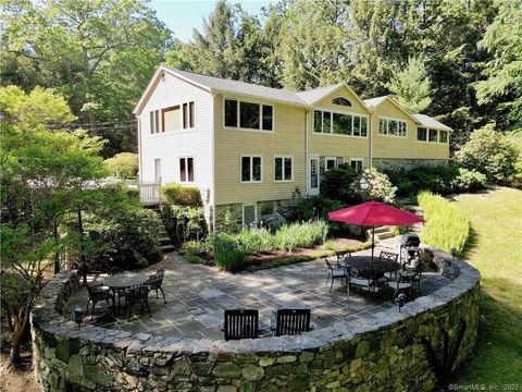 10 Garden Road, Weston, CT 06883 - MLS#: 24079327