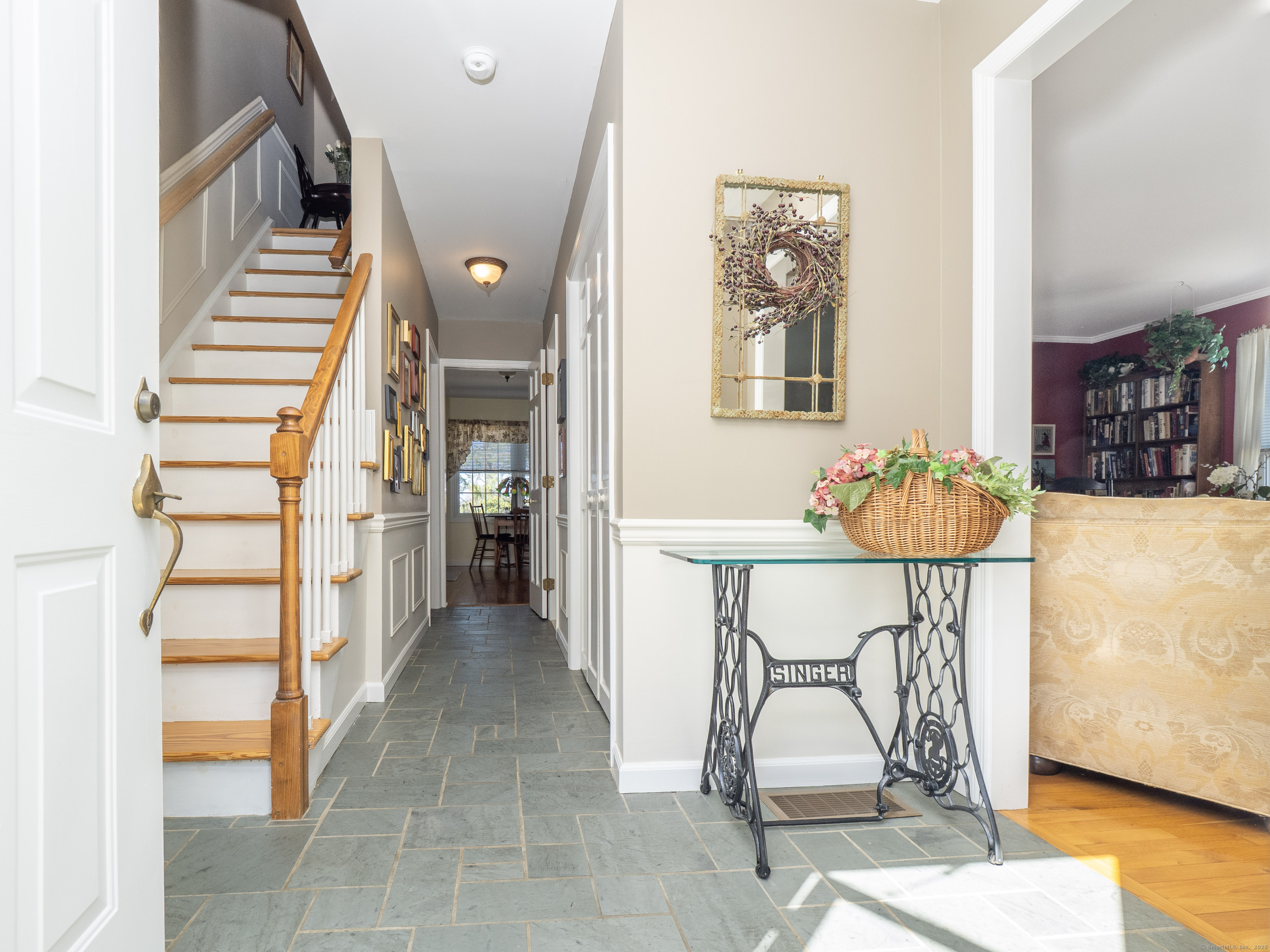 19 Prospect Ridge APT 14