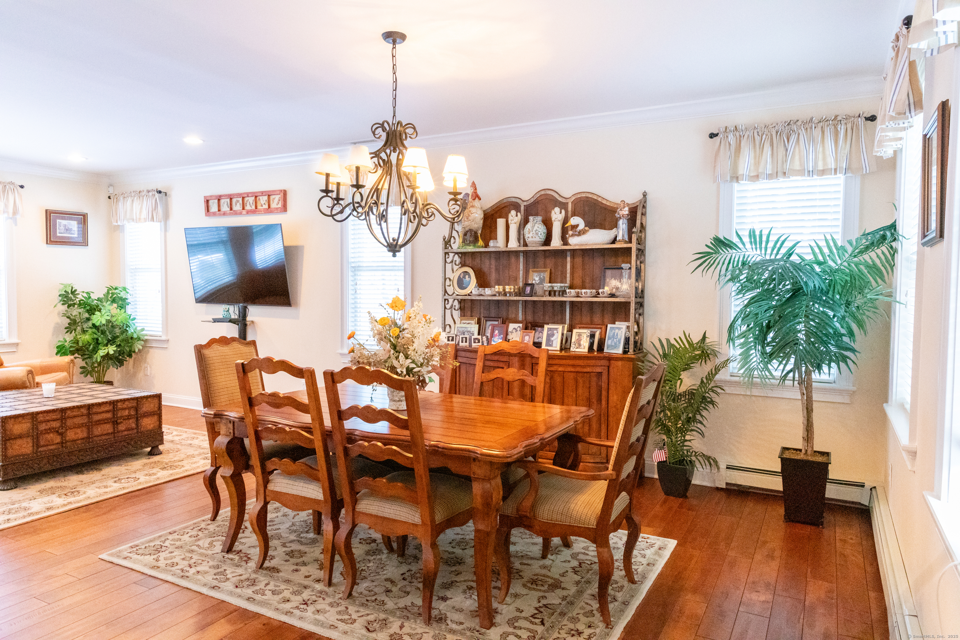 211 High Ridge Avenue