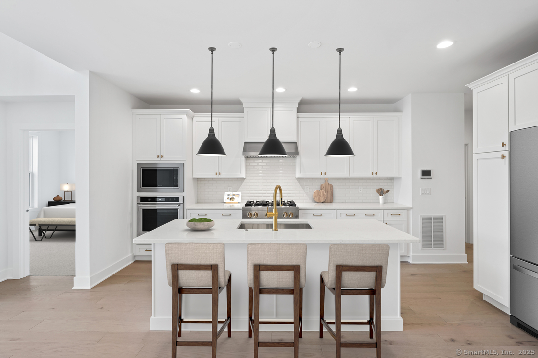 29 Heritage Lane #56, Woodbridge, Connecticut image 3