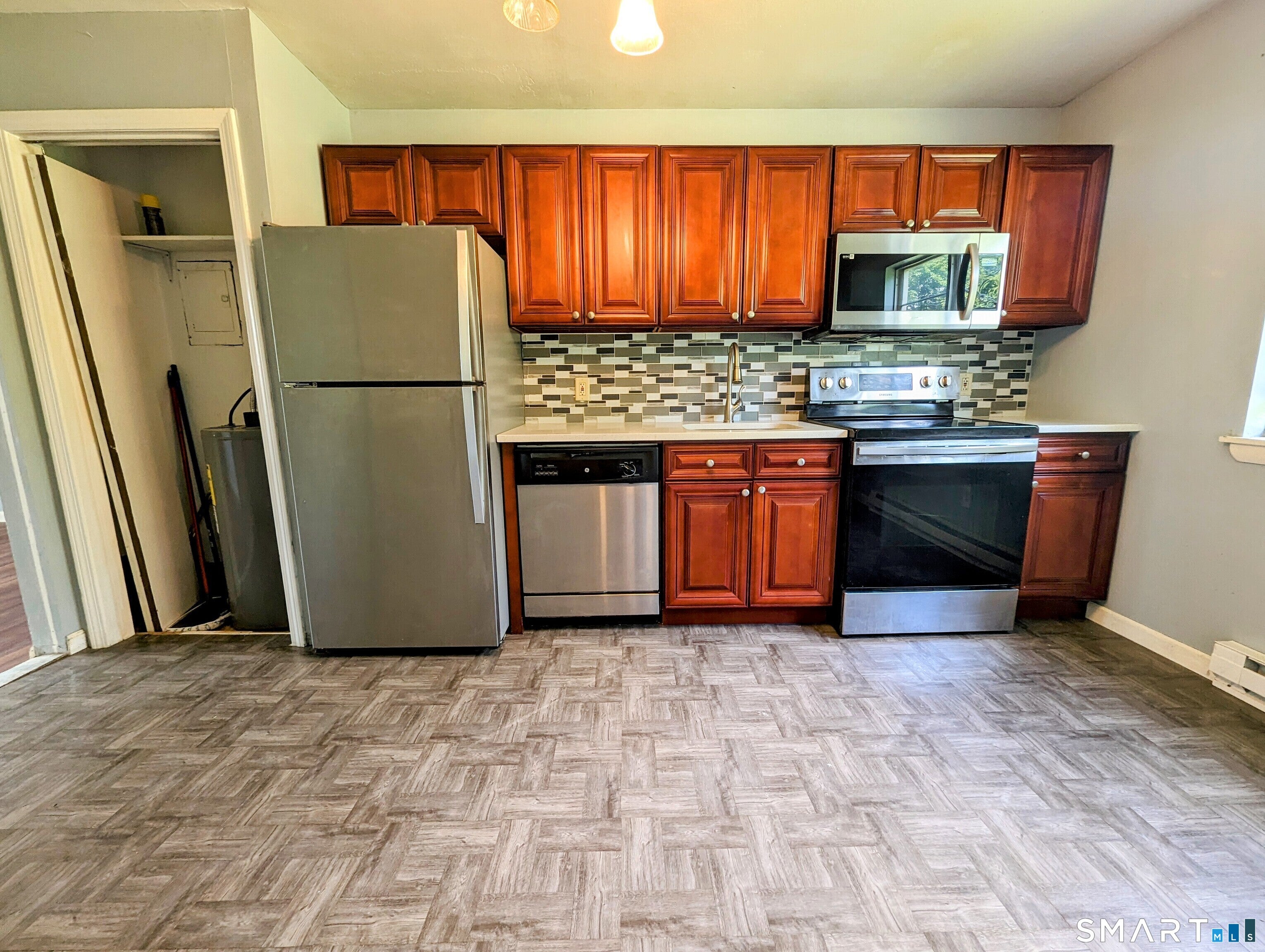 75 Belair Drive 75