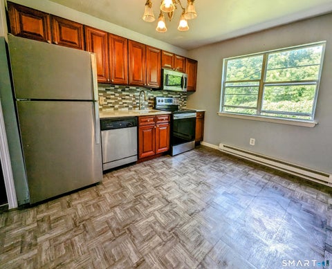 Condo For Rent - 75 Belair Drive #75<br/> New Milford, CT 06776