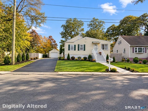 Photo of 27 May Street, Bridgeport, CT 06606 (MLS # 24217170)