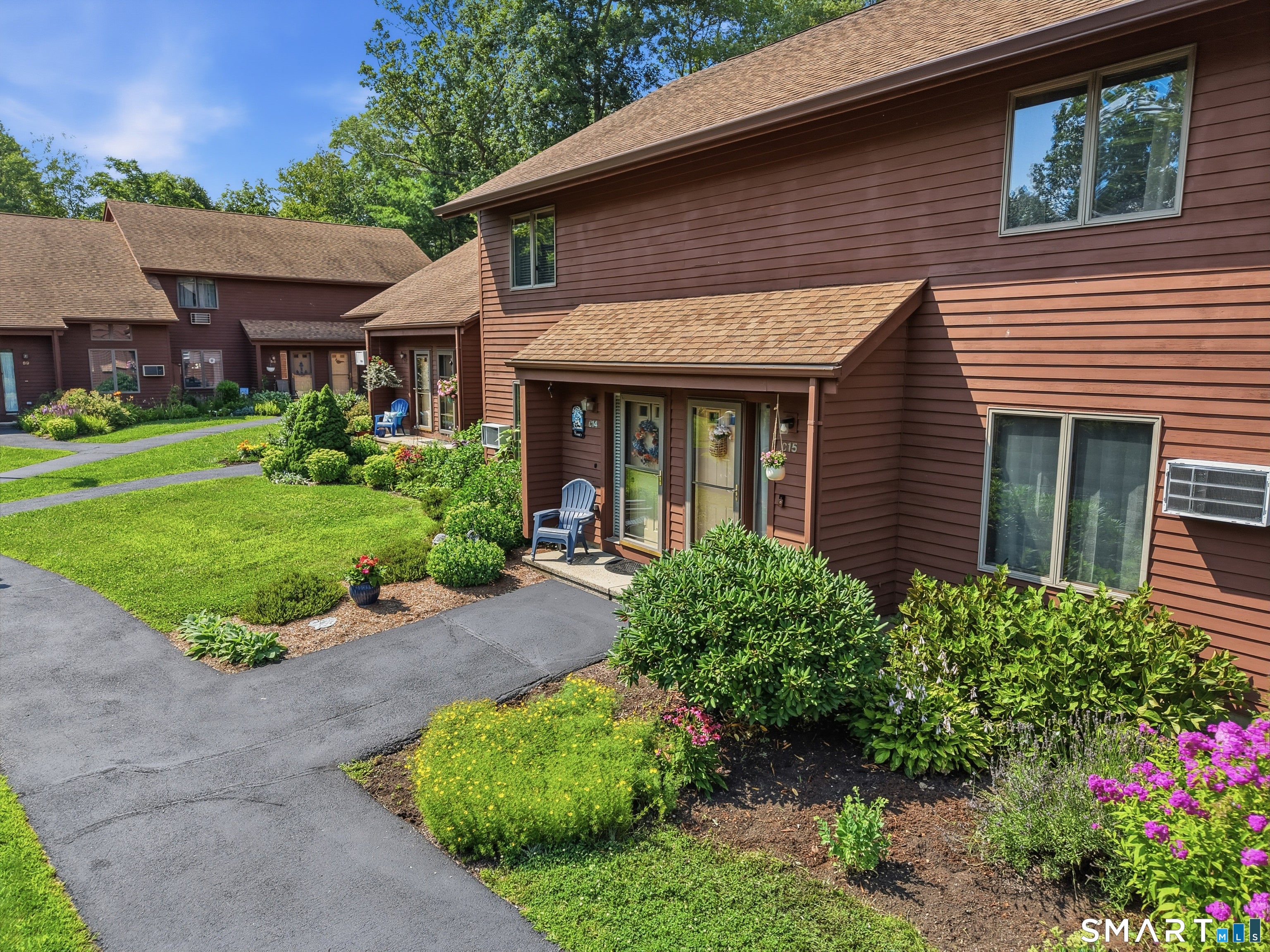 348 Boston Post Road C14