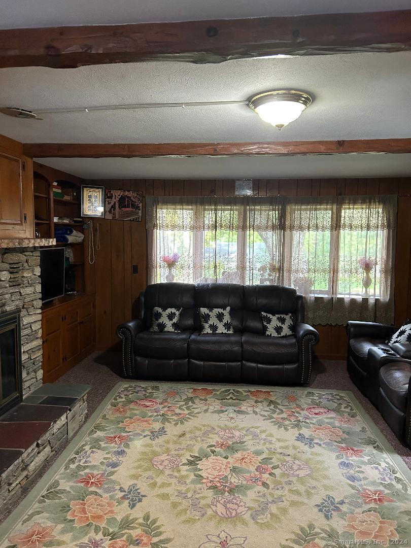 396 Long Hill Street, East Hartford, Connecticut image 4