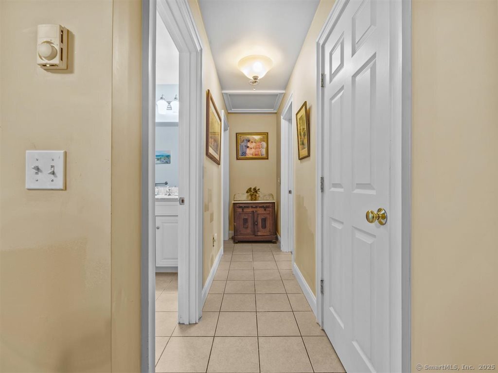 10 Courtland Street, Stonington, Connecticut image 20
