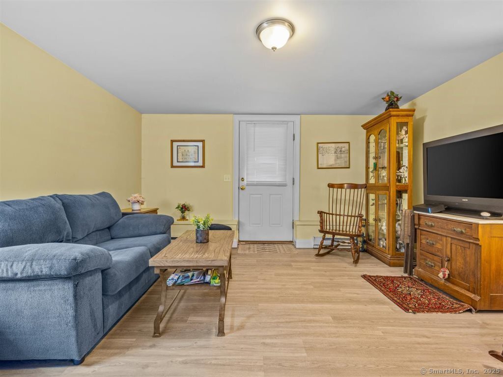 10 Courtland Street, Stonington, Connecticut image 29