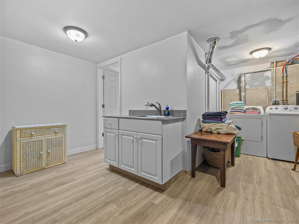 10 Courtland Street, Stonington, Connecticut image 36