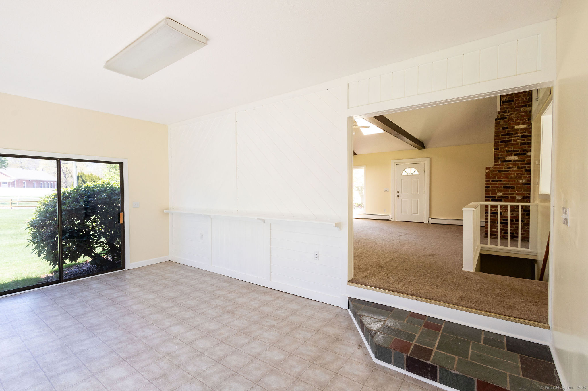 Southington, Connecticut 06479, United States, 3 Bedrooms Bedrooms, ,2 BathroomsBathrooms,Residential,Active,121217