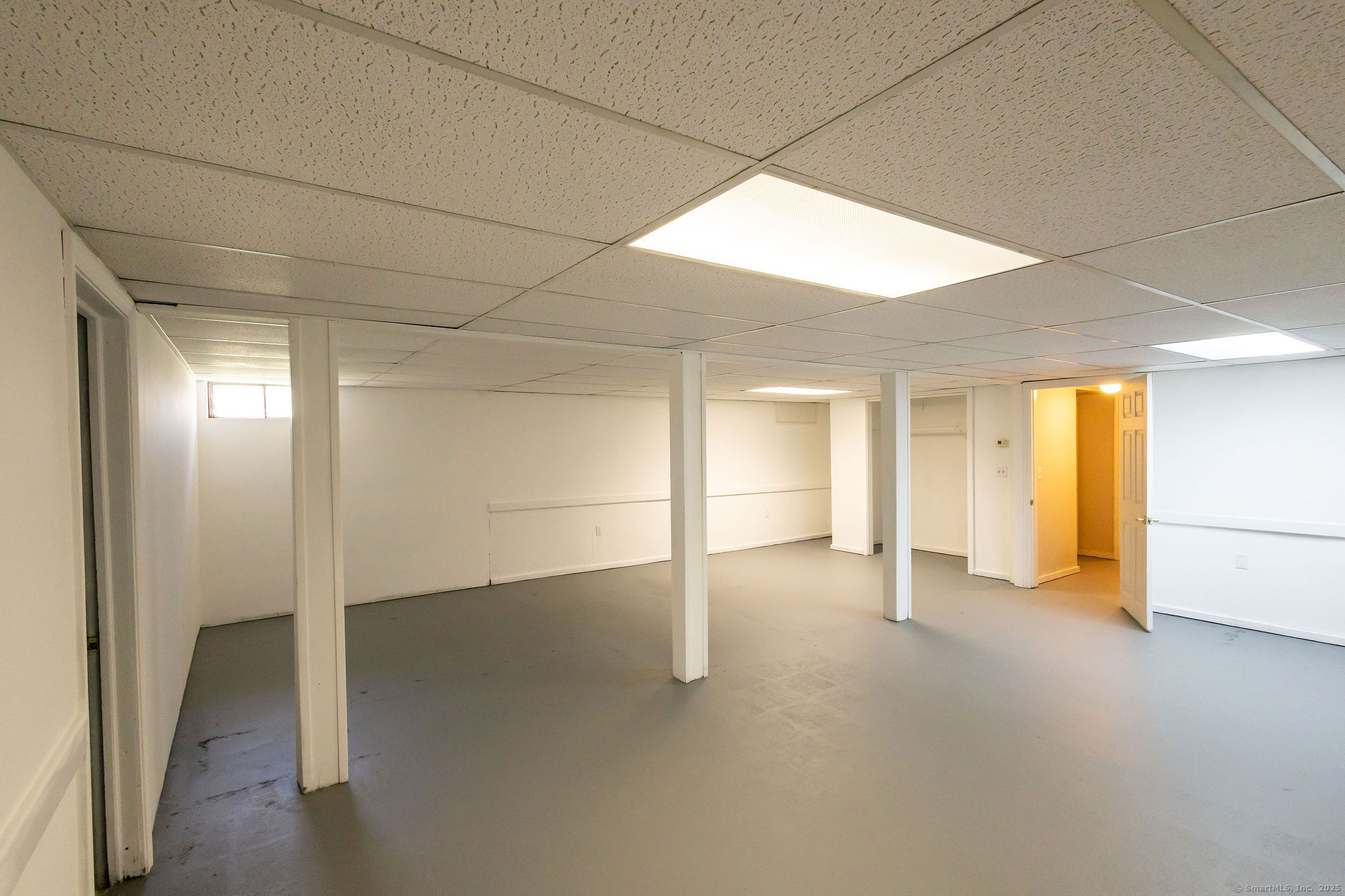 Southington, Connecticut 06479, United States, 3 Bedrooms Bedrooms, ,2 BathroomsBathrooms,Residential,Active,121217