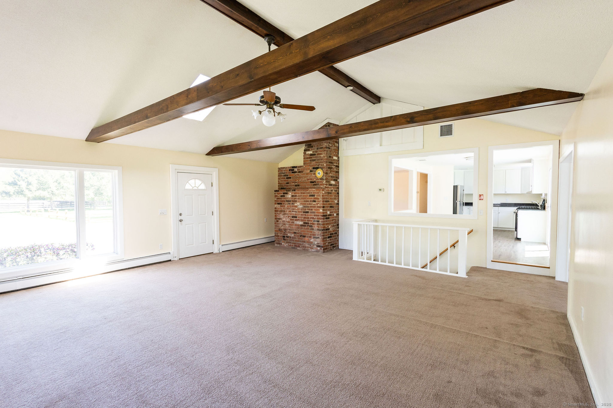 Southington, Connecticut 06479, United States, 3 Bedrooms Bedrooms, ,2 BathroomsBathrooms,Residential,Active,121217