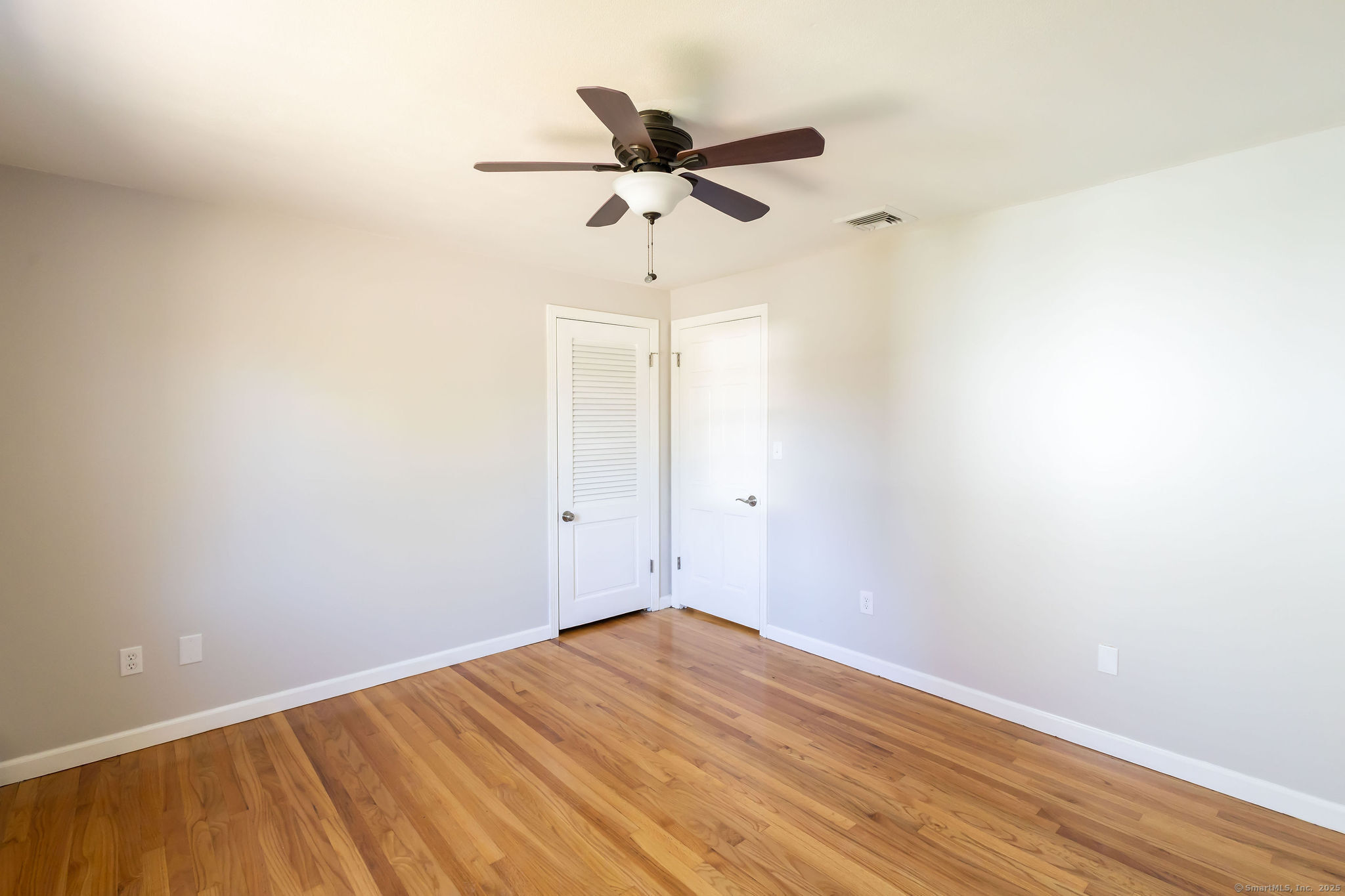 Southington, Connecticut 06479, United States, 3 Bedrooms Bedrooms, ,2 BathroomsBathrooms,Residential,Active,121217