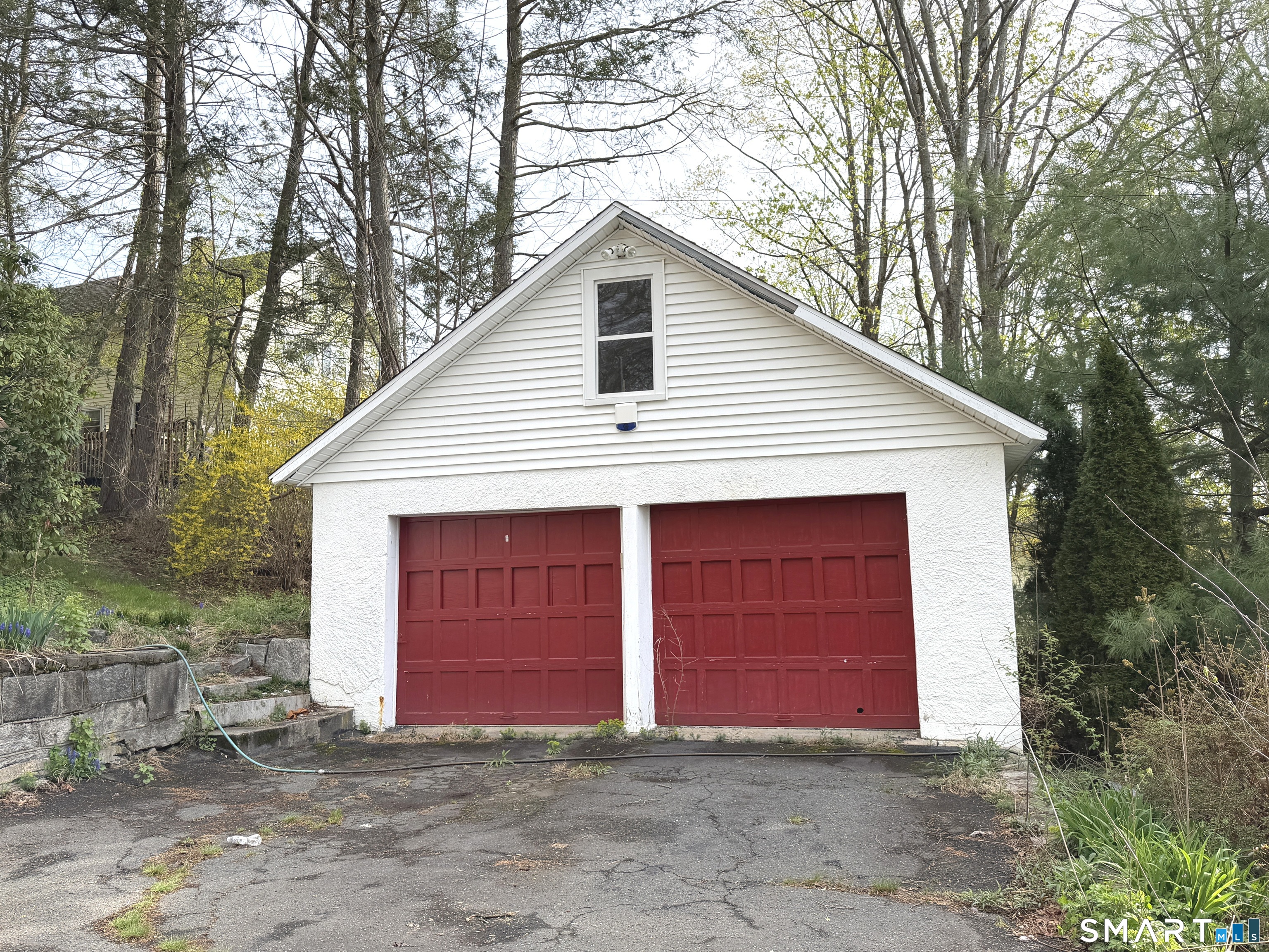 33 Chestnut Grove Road