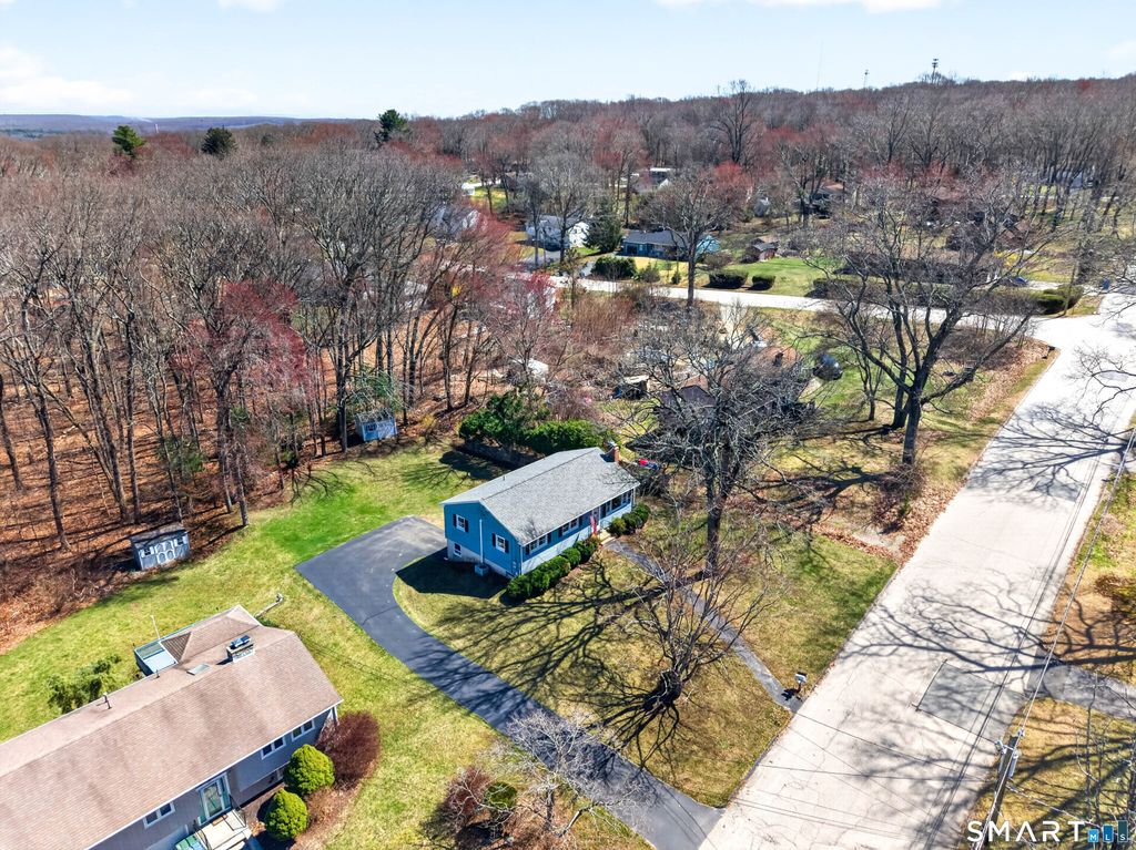 Photo of 127 Pollys Lane, Montville, CT 06382 (MLS # 24166605)