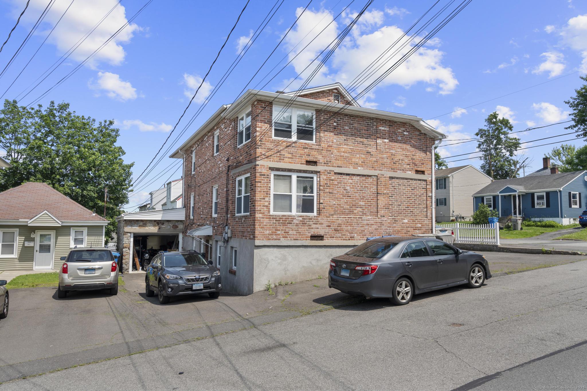 52 Colony Street