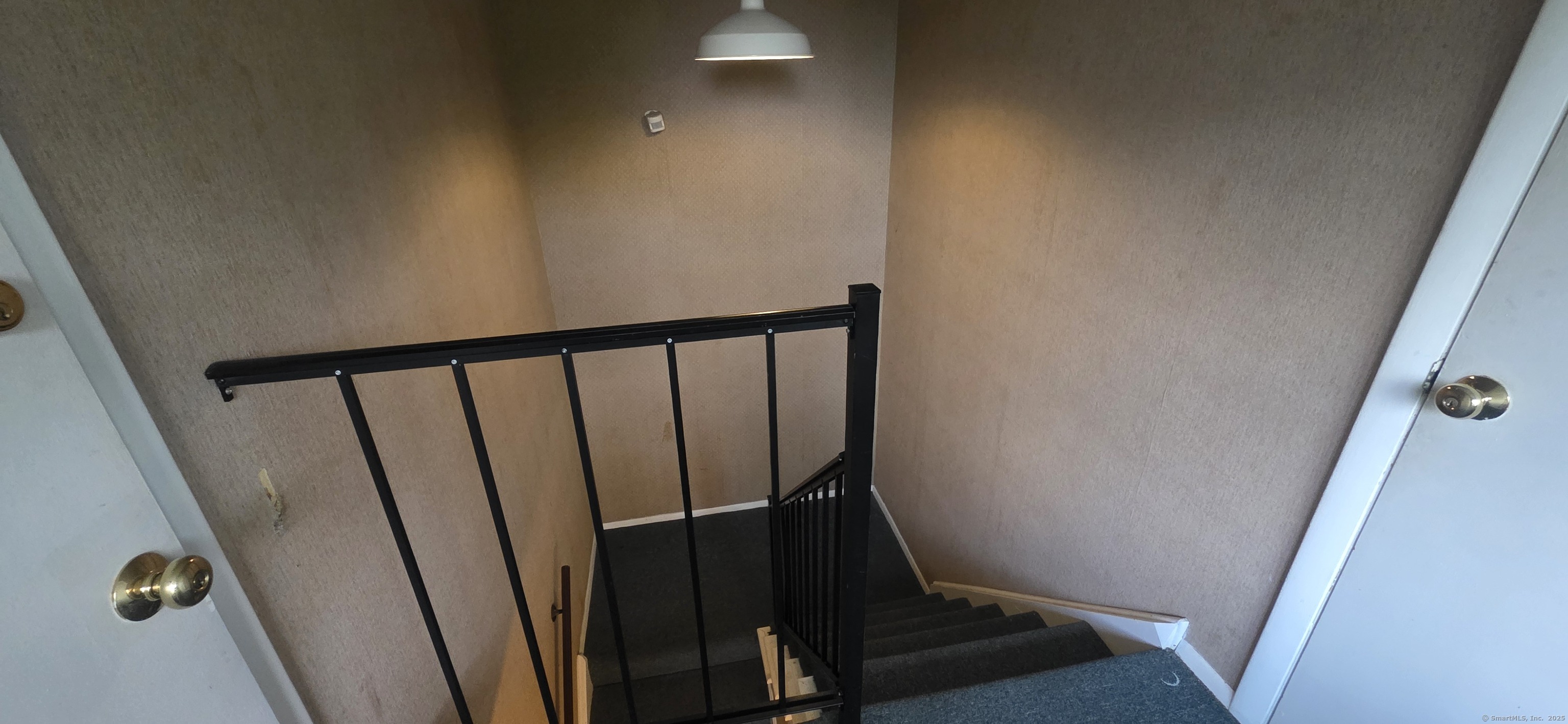 49 George Avenue #APT D, Groton, Connecticut image 17