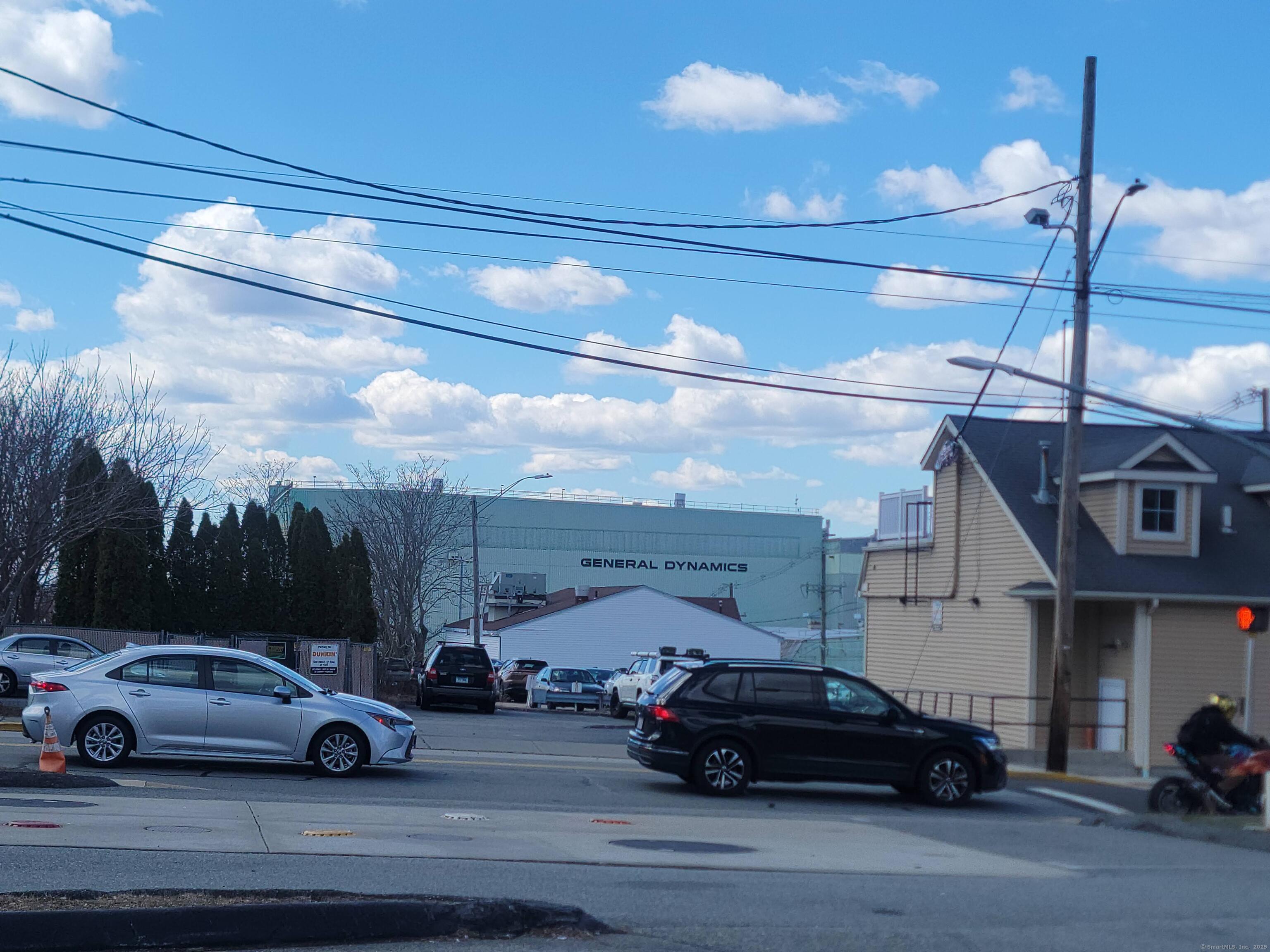 49 George Avenue #APT D, Groton, Connecticut image 22