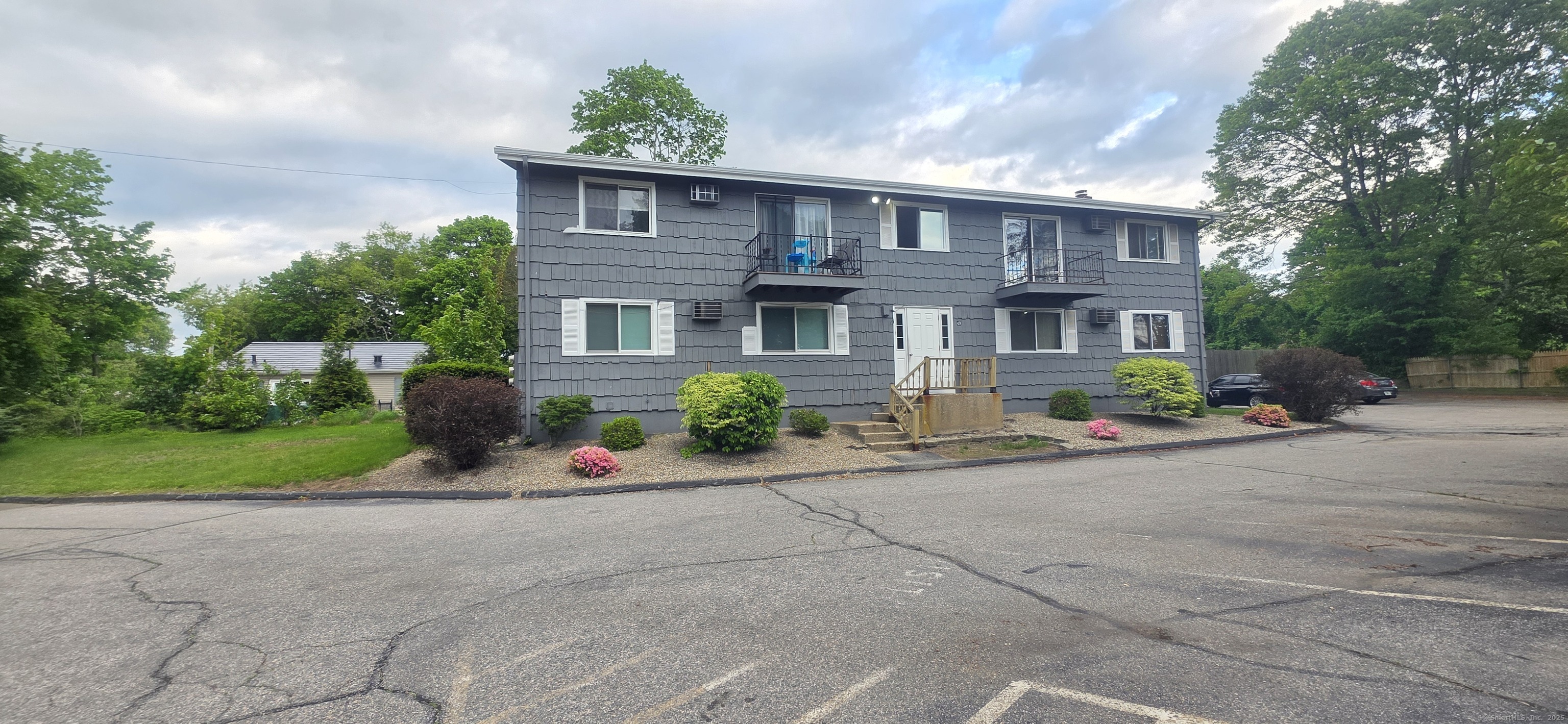 49 George Avenue #APT D, Groton, Connecticut image 16