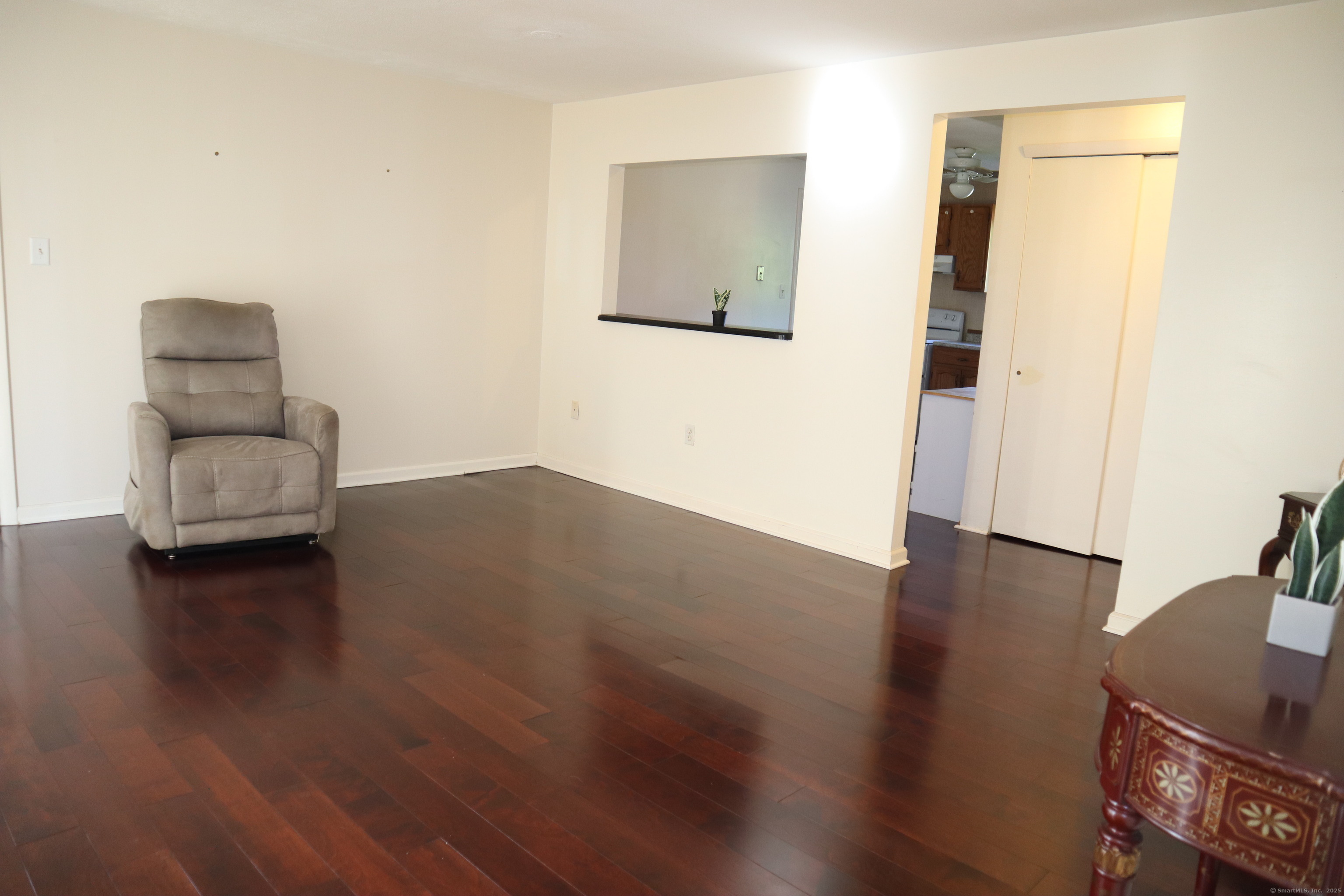 49 George Avenue #APT D, Groton, Connecticut image 6