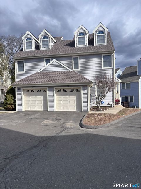 Condo For Sale - 101 Madeline Avenue #APT 33<br/> Waterbury, CT 06708