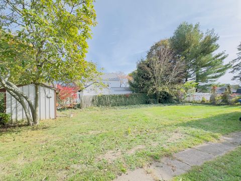 Tiny photo for 281 Ocean Avenue, West Haven, CT 06516 (MLS # 24134068)
