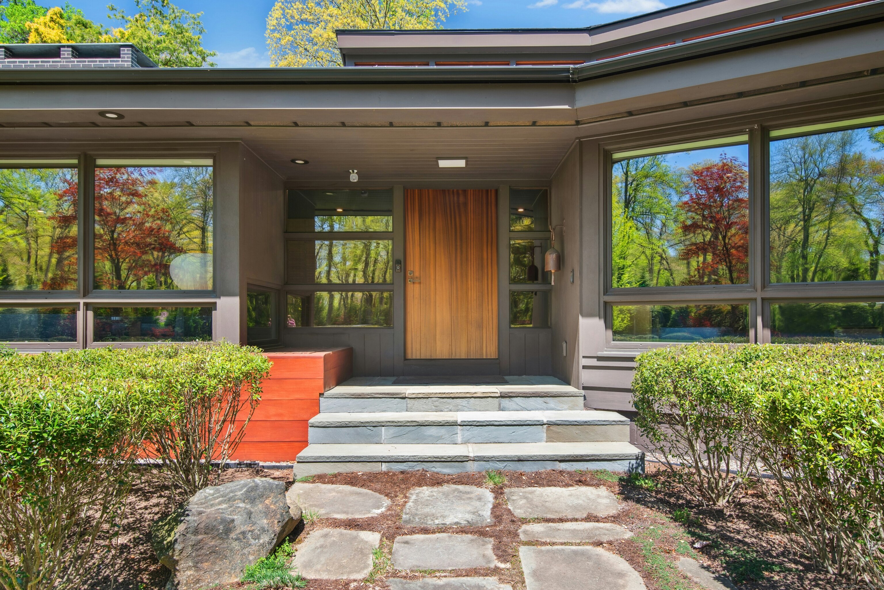 71 Boulderol Road, Stamford, Connecticut image 2