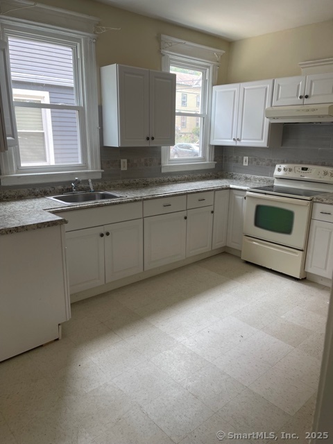 New Haven, Connecticut 06515, United States, 2 Bedrooms Bedrooms, ,1 BathroomBathrooms,Residential,Active,84499