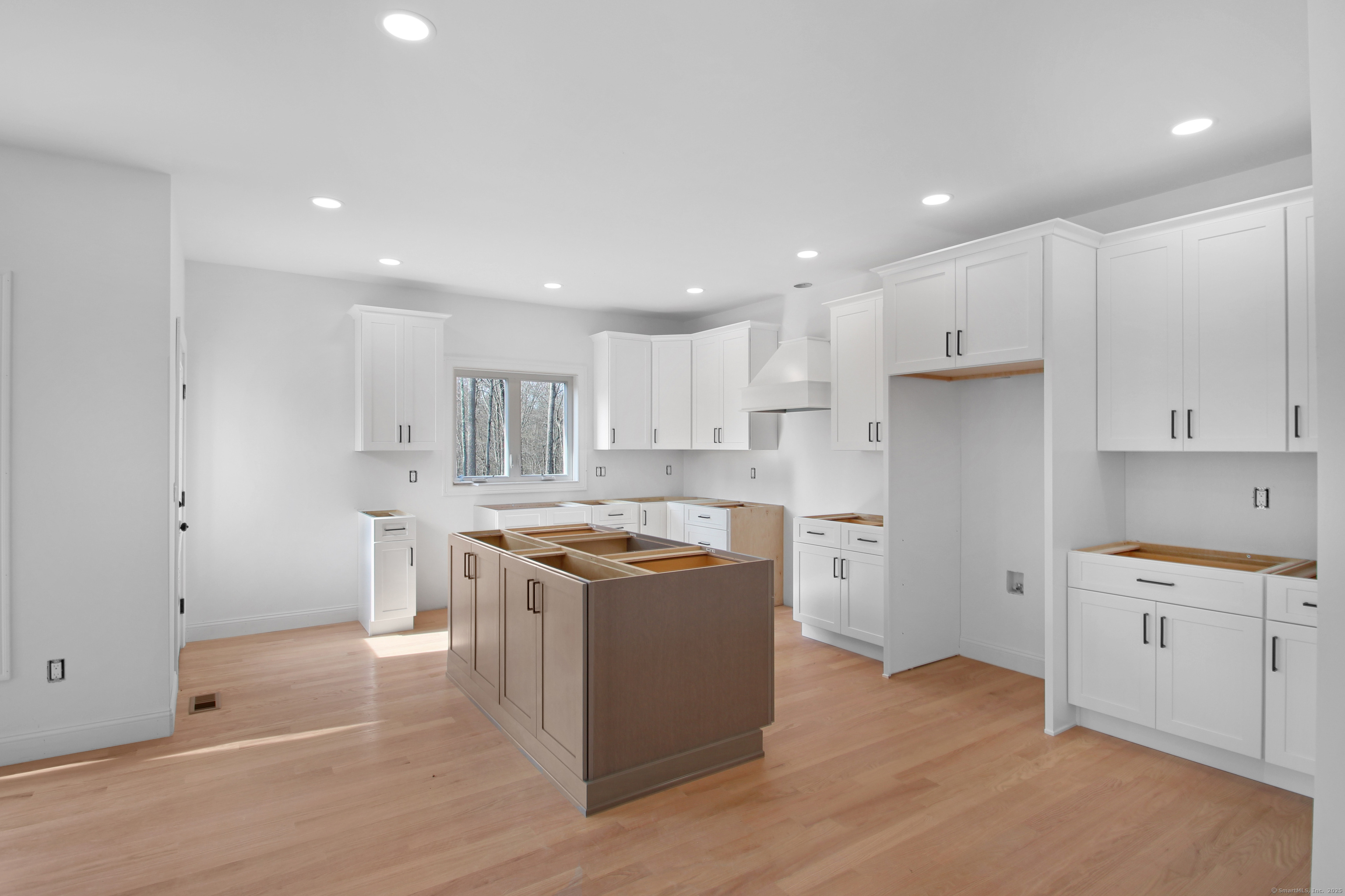 25 South Road, Bozrah, Connecticut image 8