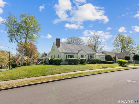 Homes For Sale - 178 Clifton Avenue<br/> West Hartford, CT 06107