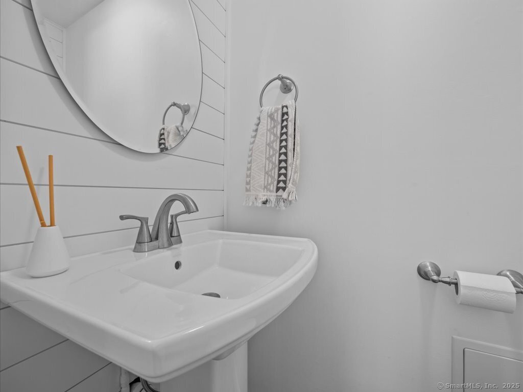 41 Pratte Lane, Wolcott, Connecticut image 24