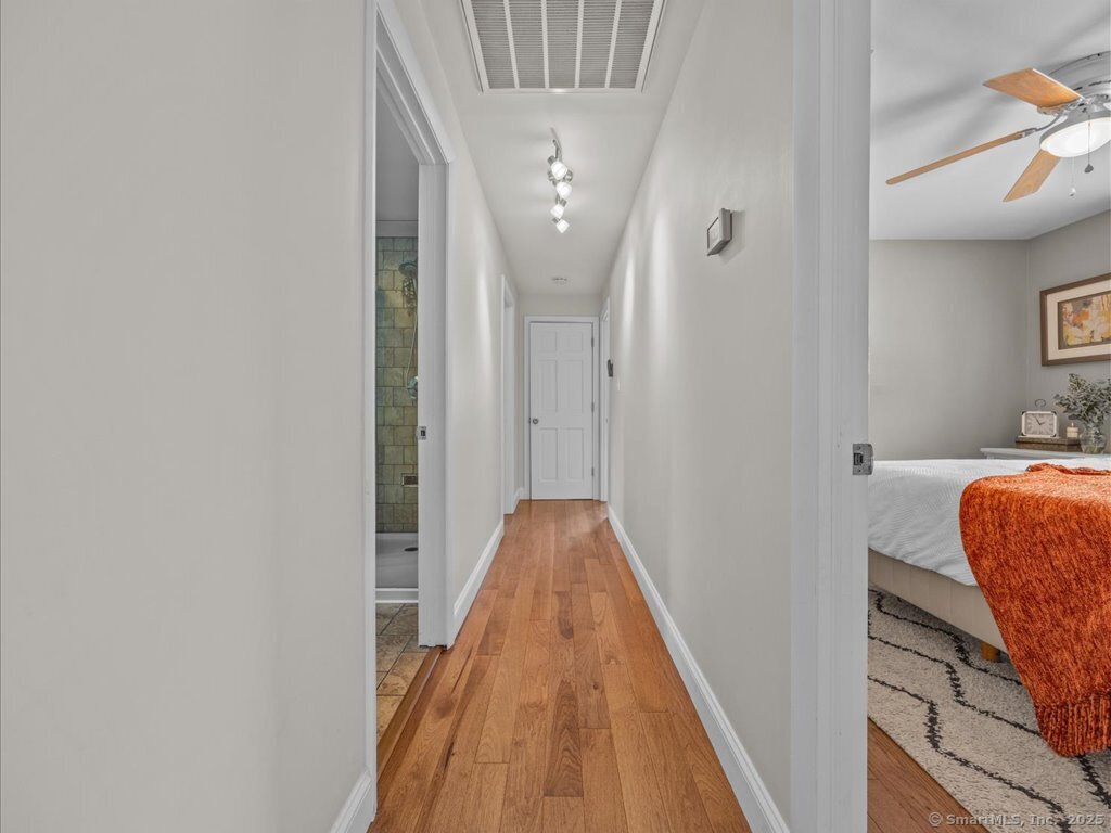 41 Pratte Lane, Wolcott, Connecticut image 32