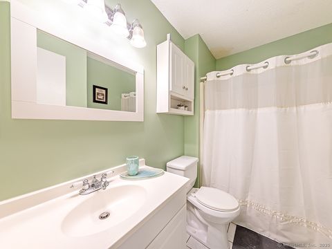 Tiny photo for 123 Pembroke Court #123, Meriden, CT 06450 (MLS # 24147609)