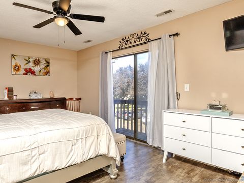 Tiny photo for 123 Pembroke Court #123, Meriden, CT 06450 (MLS # 24147609)