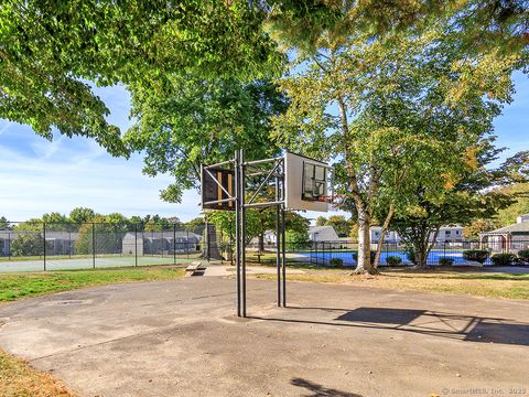 Tiny photo for 123 Pembroke Court #123, Meriden, CT 06450 (MLS # 24147609)