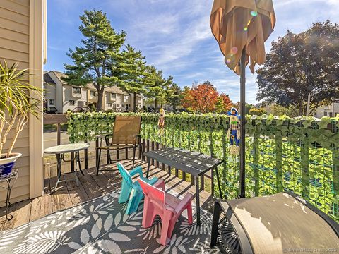 Tiny photo for 123 Pembroke Court #123, Meriden, CT 06450 (MLS # 24147609)