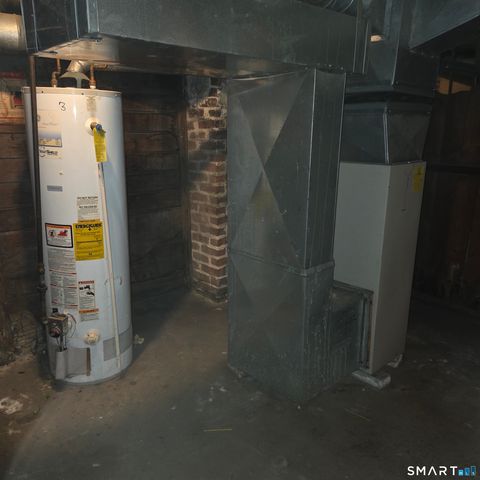 Tiny photo for 18 Darby Street, Bloomfield, CT 06002 (MLS # 24152138)