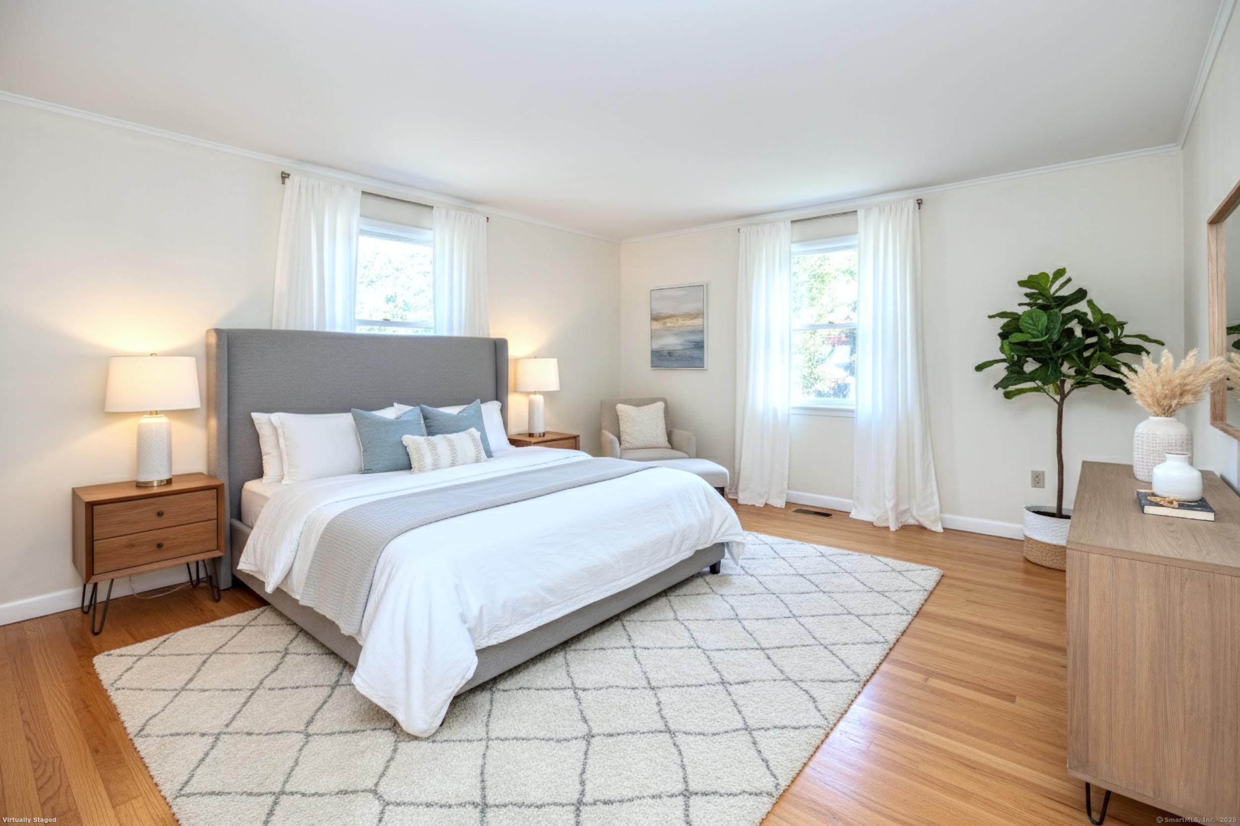 Fairfield, Connecticut 06824, United States, 3 Bedrooms Bedrooms, ,3 BathroomsBathrooms,Residential,Pending,235849