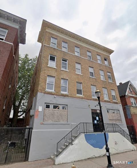 Multifamily For Rent - 1597 Park Street #3B<br/> Hartford, CT 06106