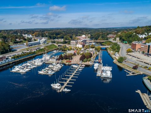 Photo of 150 Chelsea Harbor Drive, Norwich, CT 06360 (MLS # 24154375)