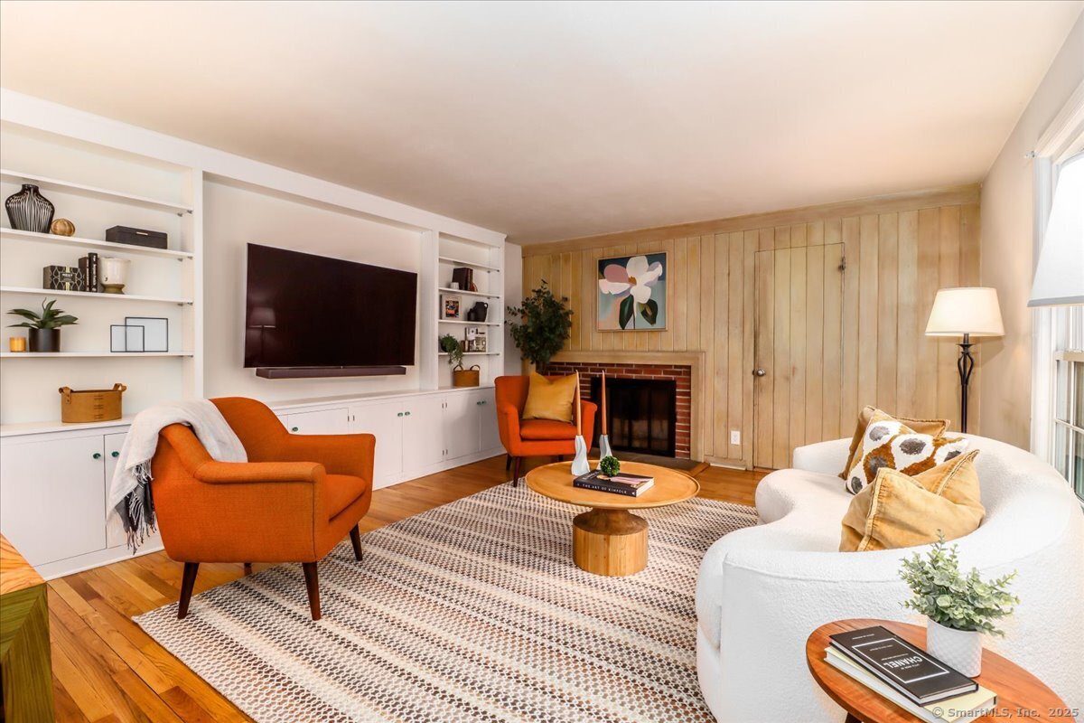 Stamford, Connecticut 06903, United States, 5 Bedrooms Bedrooms, ,4 BathroomsBathrooms,Residential,Active,153197