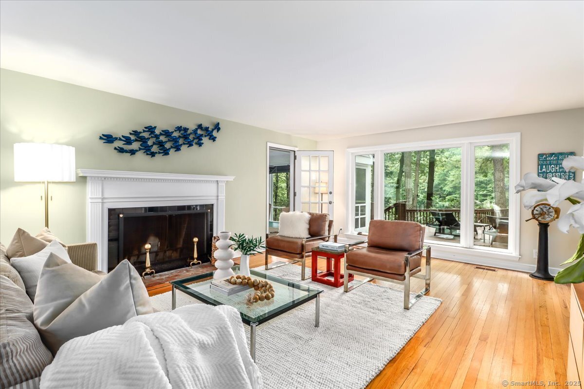 Stamford, Connecticut 06903, United States, 5 Bedrooms Bedrooms, ,4 BathroomsBathrooms,Residential,Active,153197