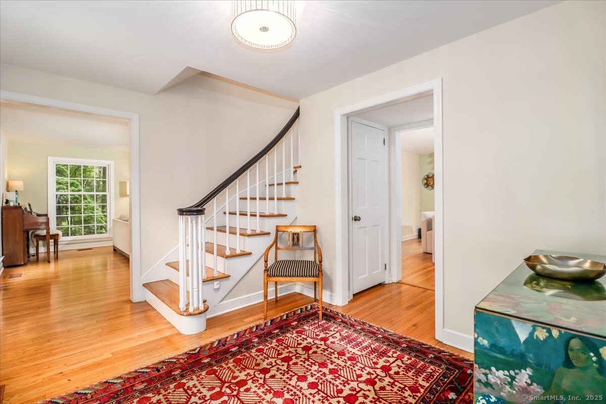 Stamford, Connecticut 06903, United States, 5 Bedrooms Bedrooms, ,4 BathroomsBathrooms,Residential,Active,153197